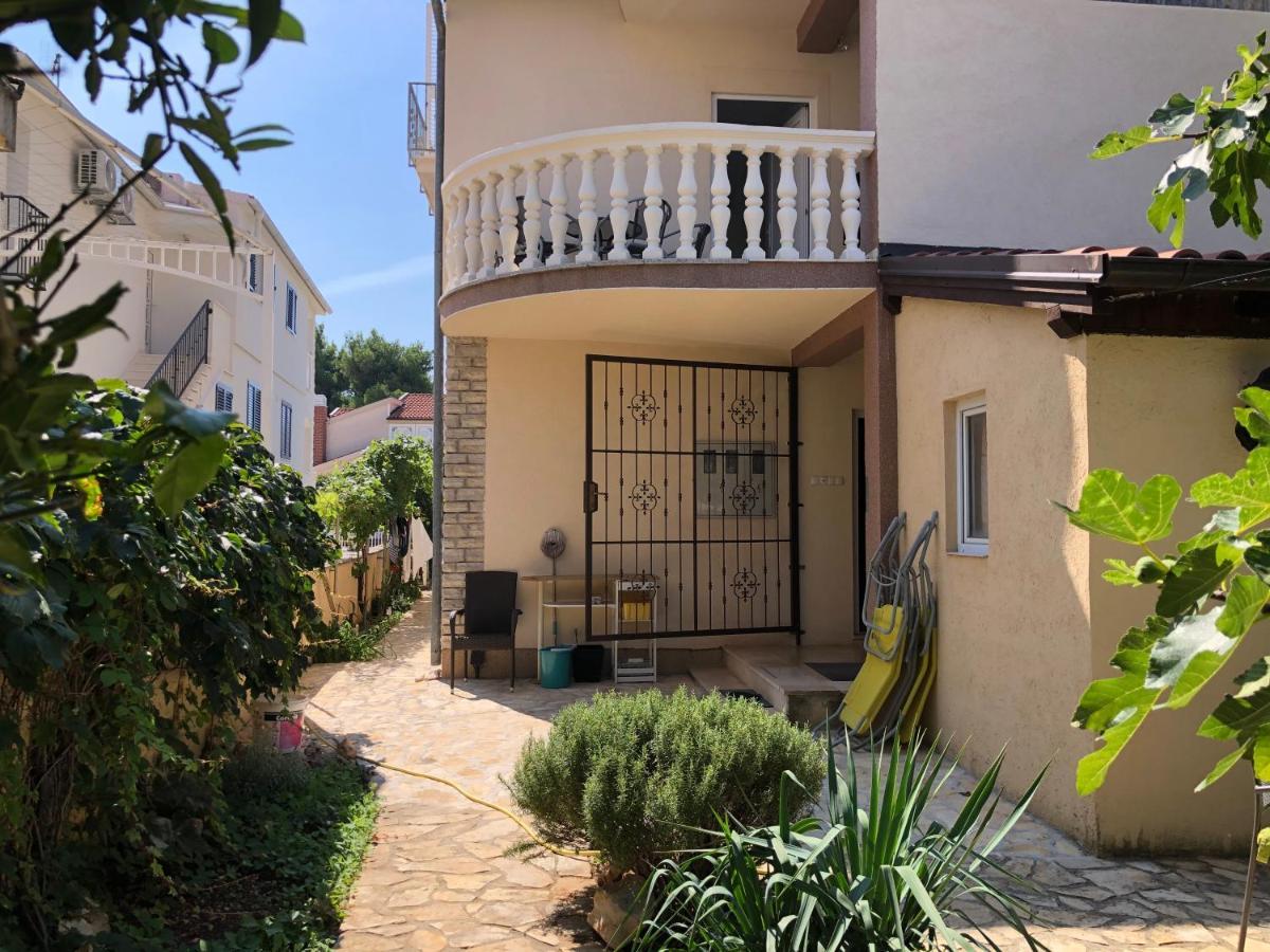Villa Rada & Eugen Zaboric Bagian luar foto